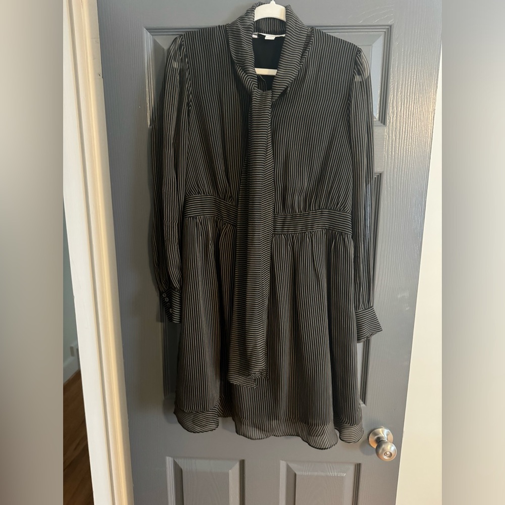Diane Von Furstenberg black stripe dress with neck tie
